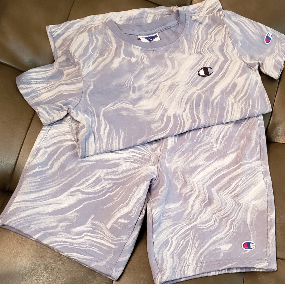 Champion boys shorts set
